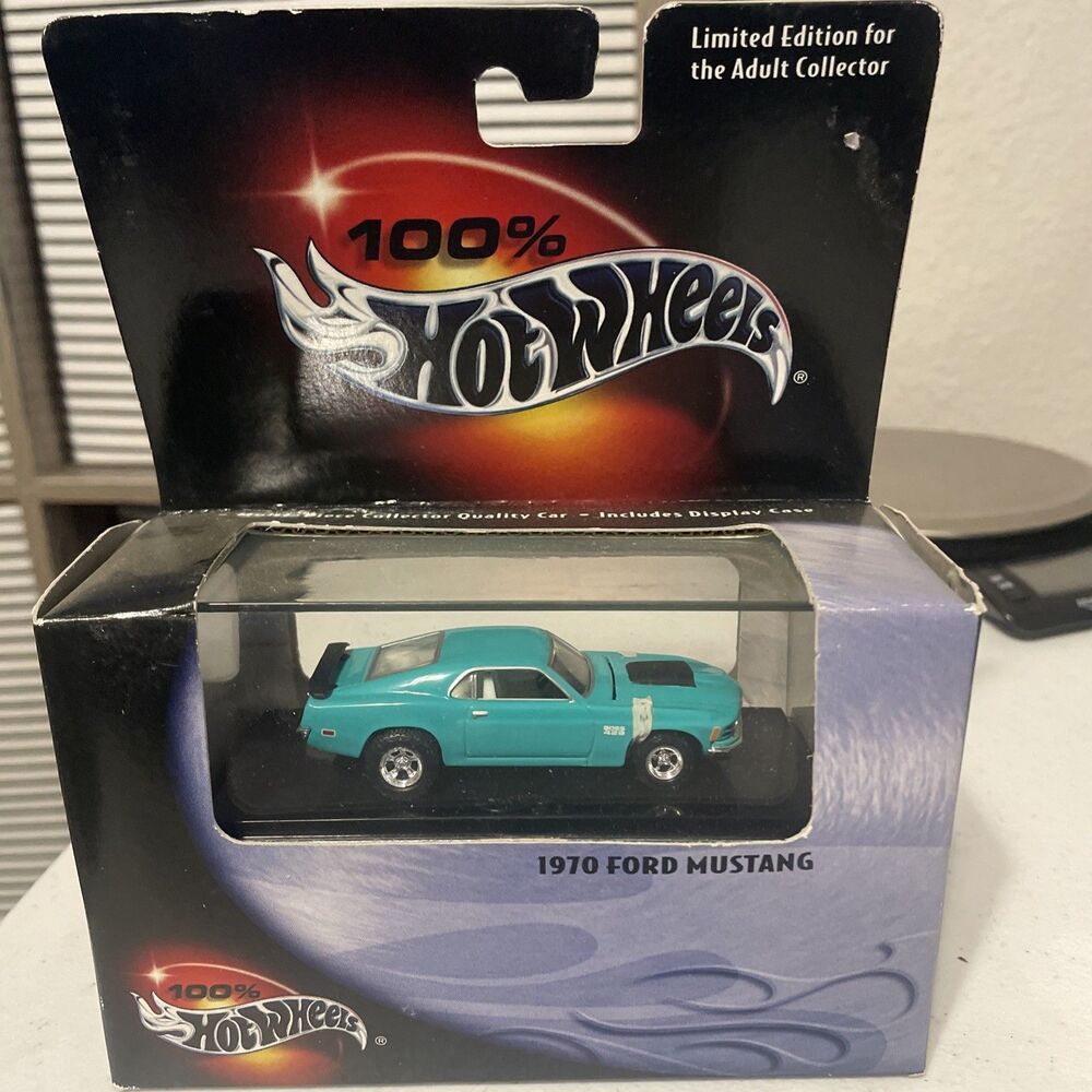 100% Hot Wheels 1970 Ford Mustang Black Box Limited Edition D77